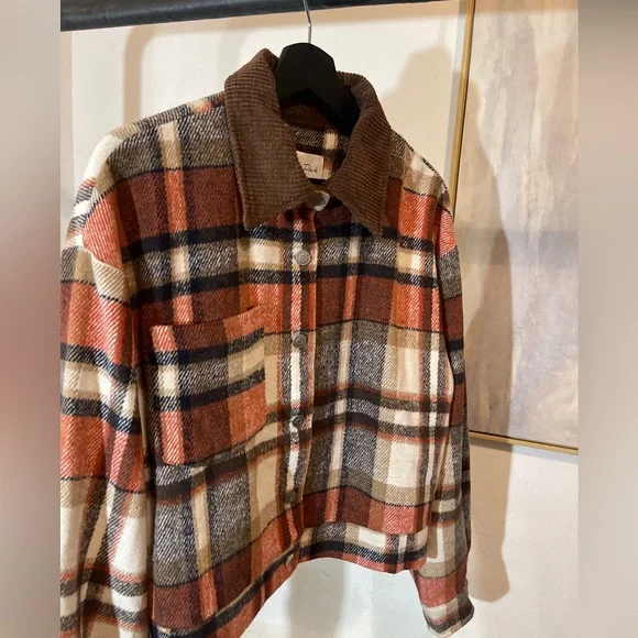 🎁New Oversized Plaid Jacket with Corduroy Collar🎁 - Picture 2 of 15